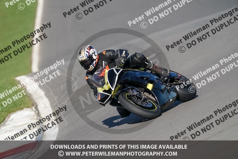 donington no limits trackday;donington park photographs;donington trackday photographs;no limits trackdays;peter wileman photography;trackday digital images;trackday photos